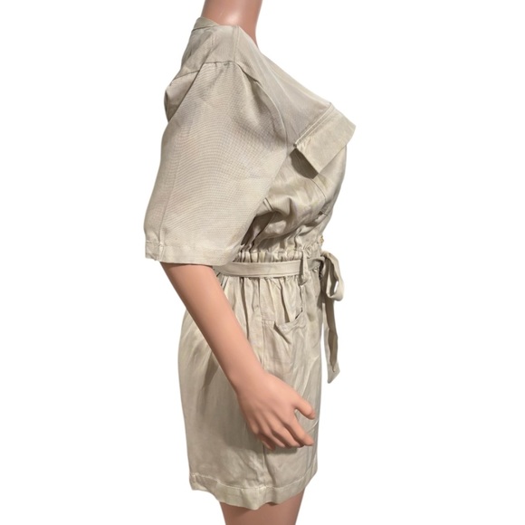 CHLOÉ Women’s Stylish Khaki Button-Up Playsuit - Picture 3 of 16